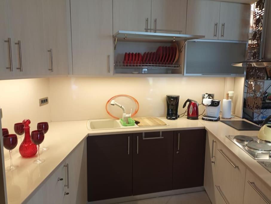 Annitas Luxury Oasis Apartment *