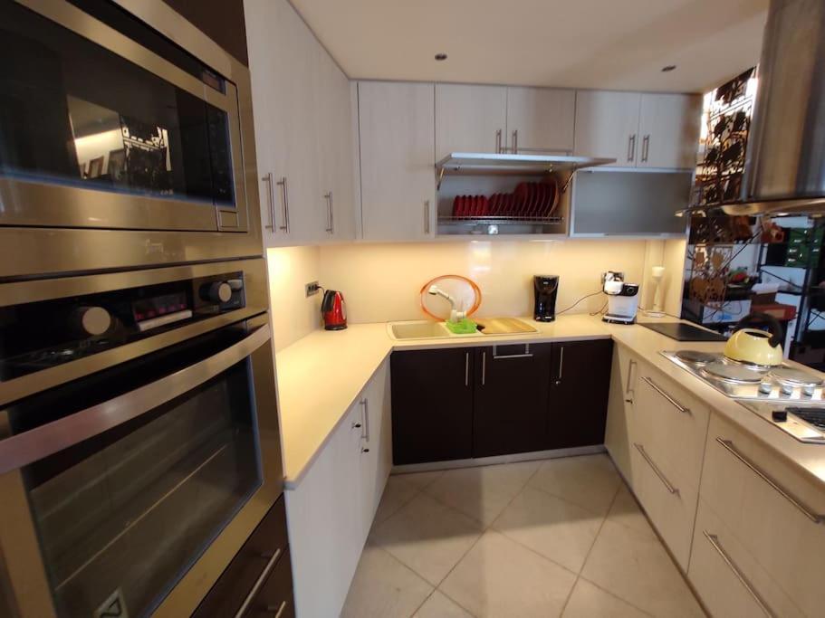 Annitas Luxury Oasis Apartment *